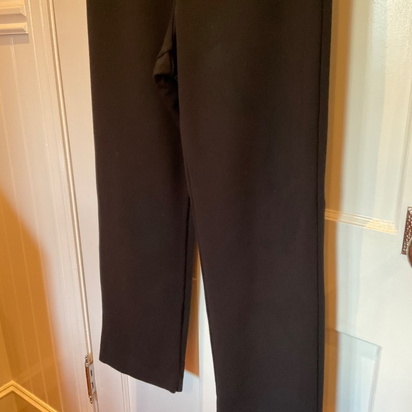 Adrienne Vittadini Collection pair of black pull on pants, L - Picture 3 of 4